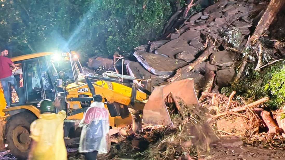 താമരശ്ശേരി ചുരത്തില്‍ മള്‍ട്ടി ആക്‌സില്‍ വാഹനങ്ങള്‍ക്ക് വിലക്ക് തുടരും