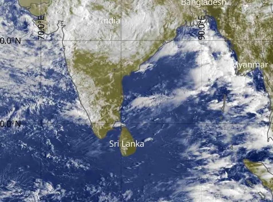 ഉത്രാടപ്പാച്ചിലിനൊപ്പം ഒറ്റപ്പെട്ട മഴ പ്രതീക്ഷിക്കാം: തിരുവോണ ദിവസം മഴ ലഭിക്കുമോ അറിയാം