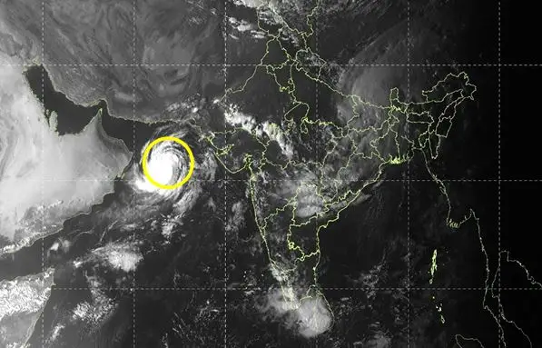 അറബിക്കടലിലെ ശക്തി ചുഴലിക്കാറ്റ് തീവ്ര ചുഴലിക്കാറ്റായി തുടരും