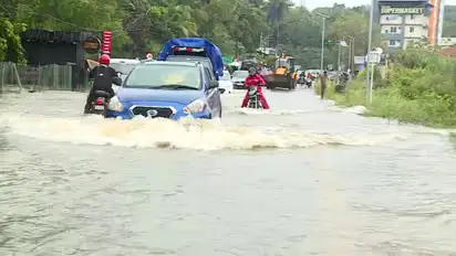 തകർത്തു പെയ്ത് മഴ : കോഴിക്കോട്, മലപ്പുറം ജില്ലകളിൽ മൂന്നു മണിക്കൂർ ഓറഞ്ച് അലർട്ട്