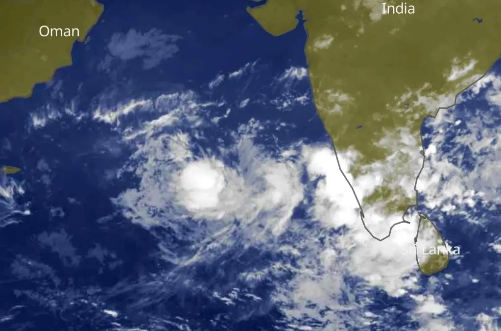 അറബിക്കടലില് ചുഴലിക്കാറ്റ് സാധ്യത, ഇന്ത്യന് തീരങ്ങള്ക്ക് ഭീഷണിയില്ല