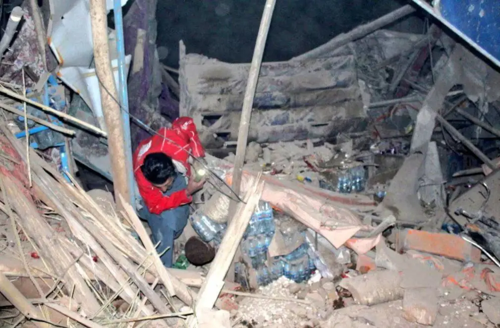 അഫ്ഗാനില്‍ ശക്തിയേറിയ ഭൂചലനം; 20 ലേറെ മരണം, ബ്ലൂ മോസ്‌കിനും നാശനഷ്ടം