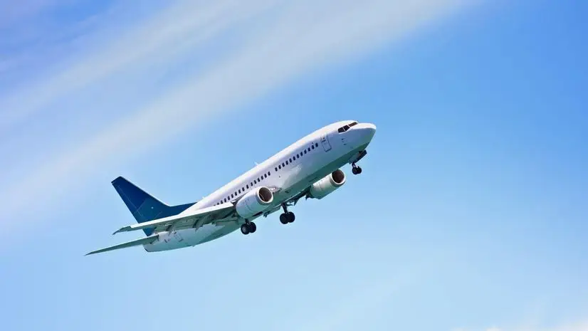 എത്യോപ്യയിലെ അഗ്നിപർവ്വതം പൊട്ടിത്തെറിച്ചു, വിമാനങ്ങൾ വഴിതിരിച്ചു വിട്ടു, എയർപോർട്ടിൽ കുടുങ്ങി ഉംറ തീർത്ഥാടകർ