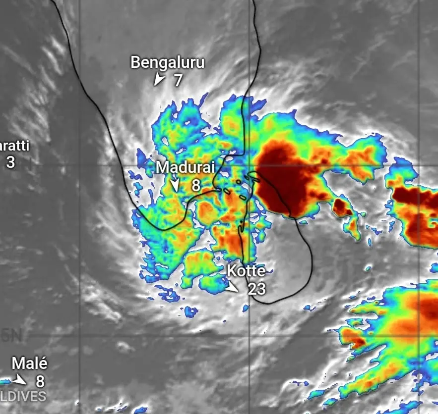 ഡിറ്റ് വ ചുഴലിക്കാറ്റ് : ശ്രീലങ്കയിൽ കനത്ത കാറ്റും മഴയും തുടരും; കേരളത്തിന്റെ കിഴക്കൻ മേഖലയിൽ തണുപ്പ് 