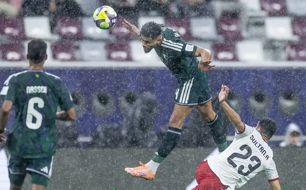 ഖത്തറിൽ കനത്ത മഴ, അറബ് കപ്പ് തടസ്സപ്പെട്ടു, ന്യൂനമർദ്ദത്തിൽ പെട്ട് അറബ് രാഷ്ട്രങ്ങൾ