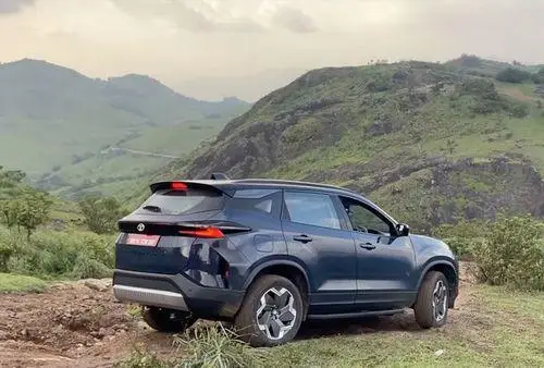 തണുത്ത കാലാവസ്ഥയിൽ ചില വാഹനങ്ങൾ ശ്രദ്ധിച്ചില്ലെങ്കിൽ എട്ടിൻ്റെ പണികിട്ടും, പാർക്കിങും പ്രധാനം