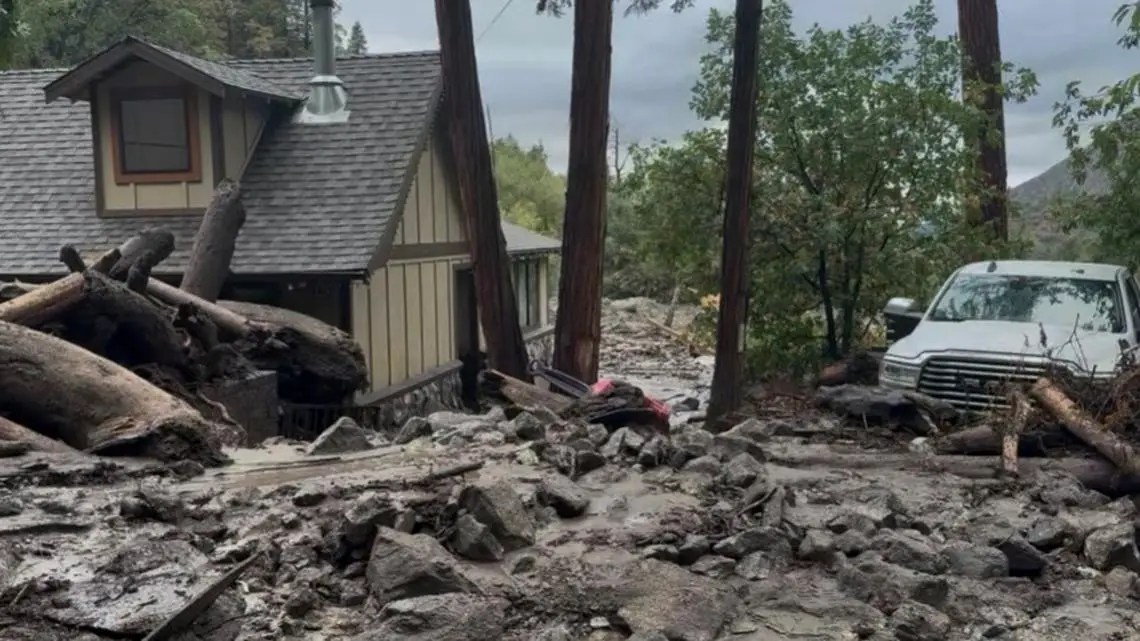 54 വർഷത്തിനിടയിലെ അതിശക്തമായ മഴ പെയ്ത ക്രിസ്മസ്, കൊടുങ്കാറ്റിൽ 2 മരണങ്ങൾ