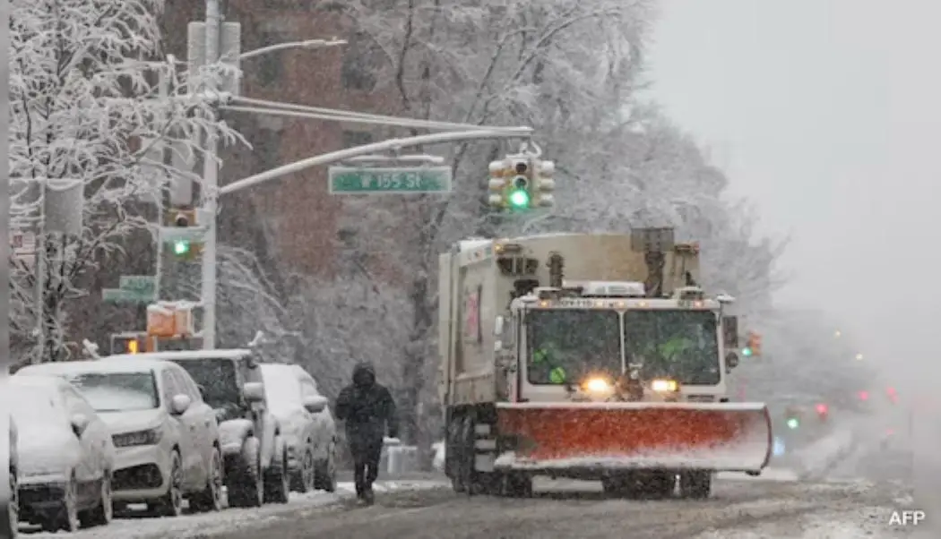 ആംസ്റ്റർഡാമിൽ കനത്ത മഞ്ഞുവീഴ്ചയും കാറ്റും കാരണം 700 വിമാനങ്ങൾ റദ്ദാക്കി, 1,000-ത്തിലധികം ആളുകൾ ദുരിതത്തിലായി