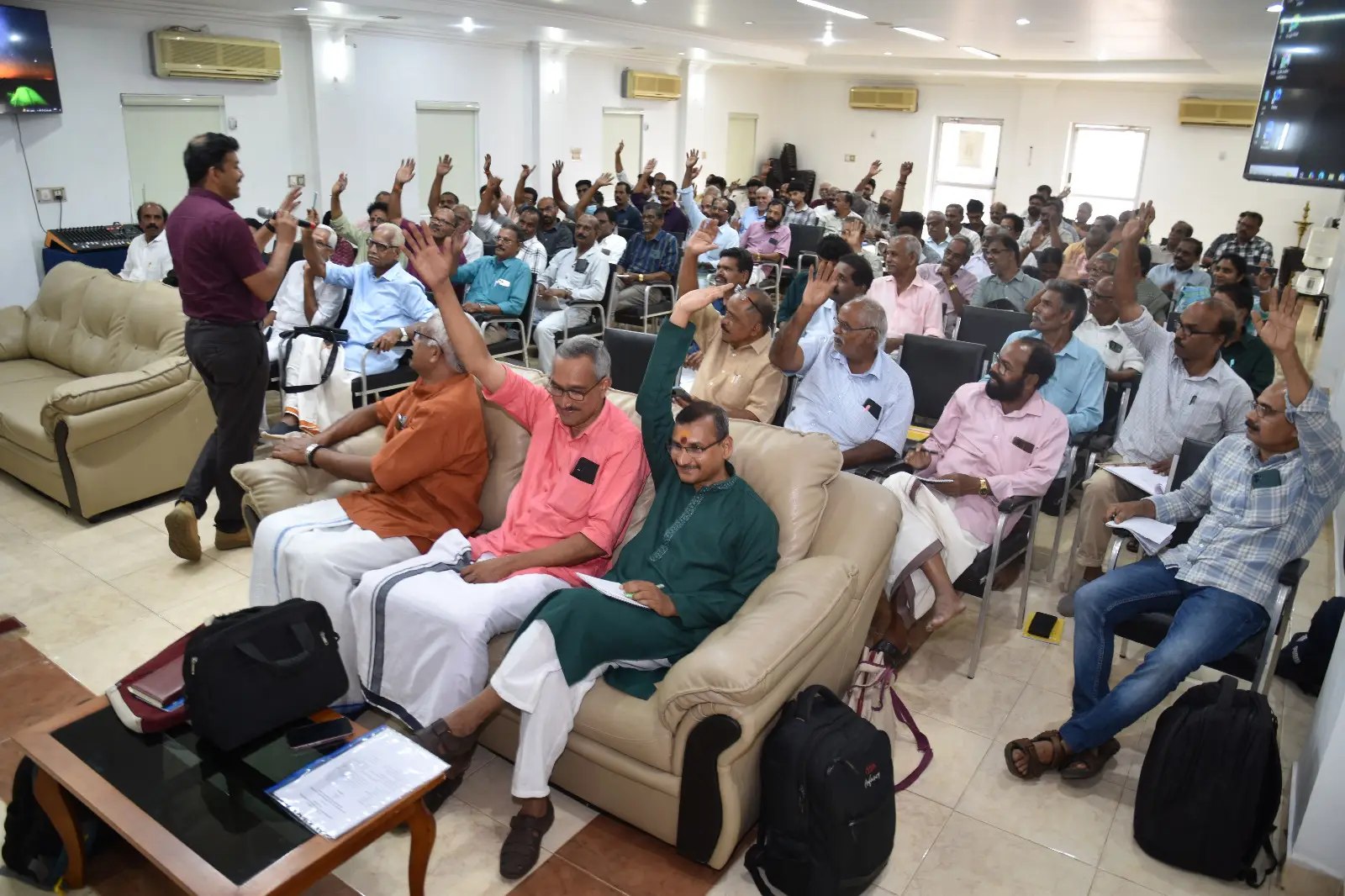 സുഗന്ധവിളകളുടെ ഉല്പാദനവും മൂല്യവർധനവും: ഏകദിന കാർഷിക പരിശീലനം സംഘടിപ്പിച്ചു