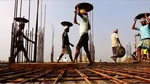 കേരളം ഉരുകുന്നു, തൊഴിൽ സമയങ്ങൾ മാറുന്നു, മെയ് 20 വരെയാണ് ജോലി സമയങ്ങളിൽ മാറ്റം 