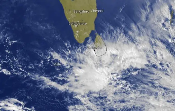 ന്യൂനമര്‍ദം നാളെയോടെ രൂപപ്പെട്ടേക്കും ; ശ്രീലങ്കയില്‍ പ്രളയ സാധ്യത, കേരളത്തില്‍ തണുപ്പ്, മഴ പ്രതീക്ഷിക്കാം