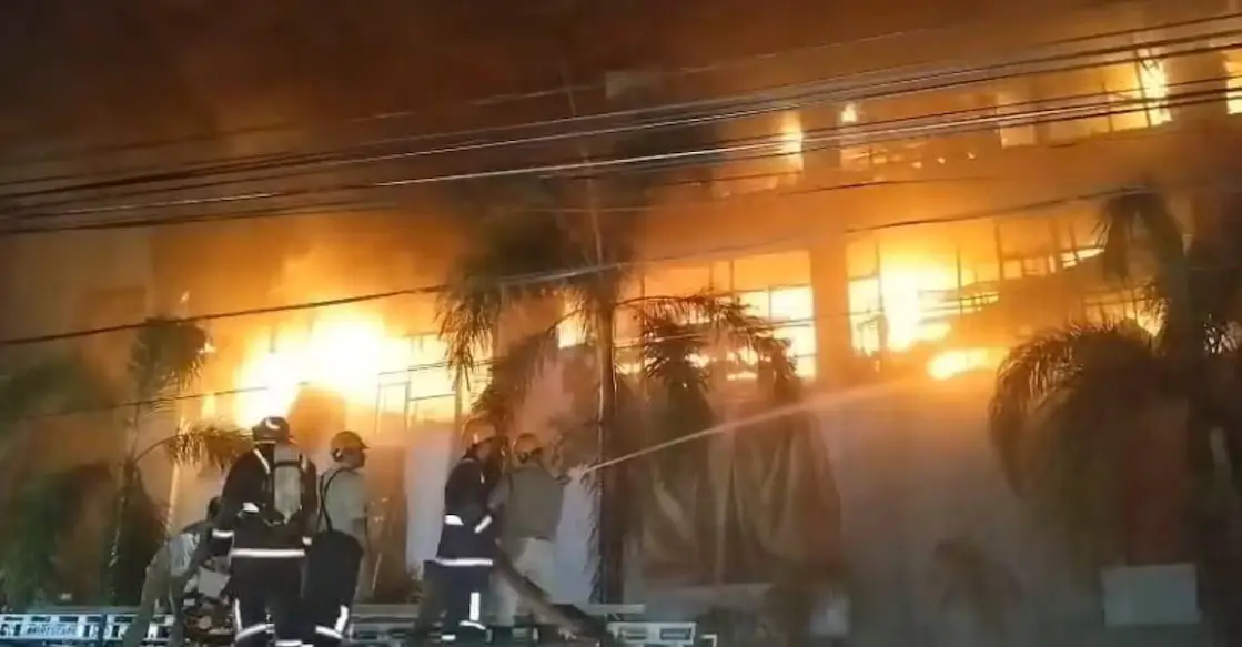 കോഴിക്കോട് ജയലക്ഷ്മിയിലെ തീപിടുത്തത്തിൽ കോടികളുടെ നഷ്ട്ടം, കത്തികരിഞ്ഞ് വിഷു, റംസാൻ, വെഡിങ് സ്റ്റോക്കുകൾ 