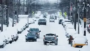 Severe weather in the United States, heavy snowfall, icy rain, major accident due to vehicle collision