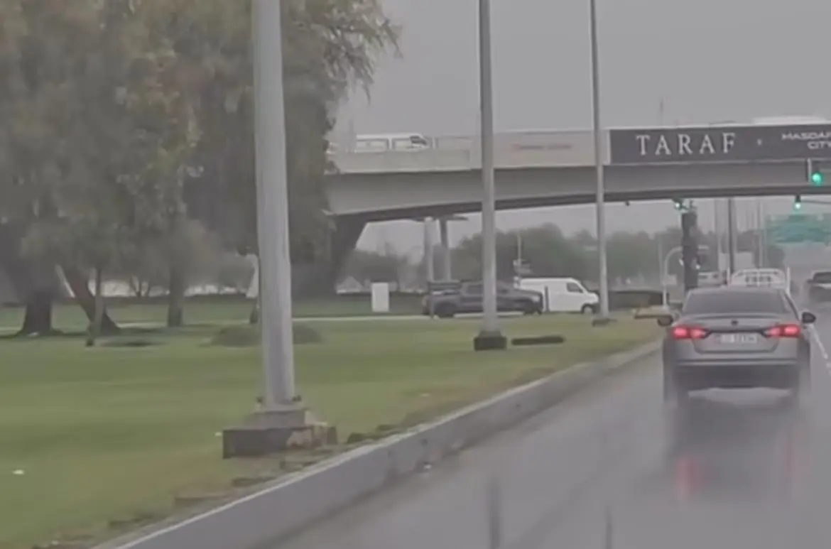 യുഎഇയിൽ വീണ്ടും മഴ ശക്തമാകുന്നു; രണ്ട് ദിവസം കൂടി മഴ തുടരാൻ സാധ്യത