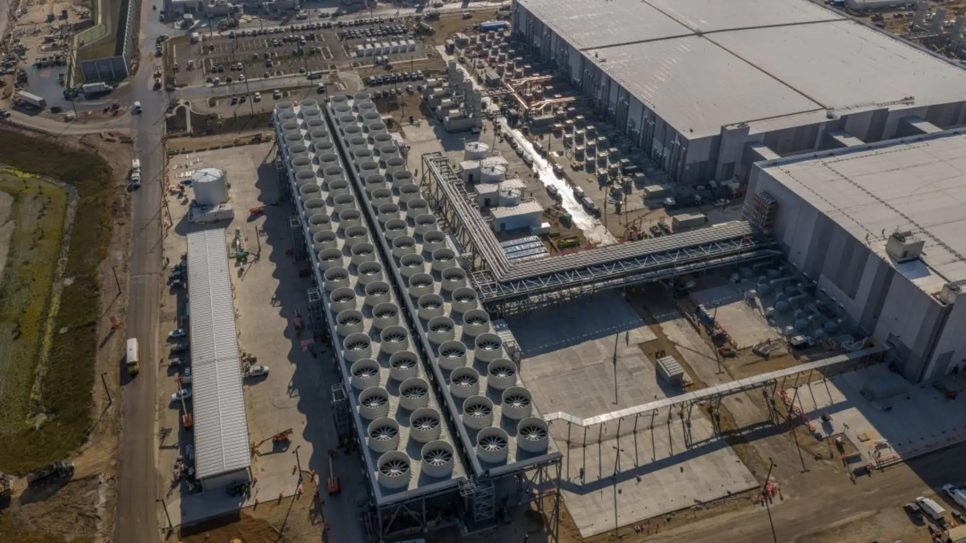 എഐ ഡേറ്റാ സെന്ററുകൾ ഭൂമിയെ ചൂടാക്കുന്നോ? പുതിയ പഠനം ആശങ്ക ഉയർത്തുന്നു, പരിസ്ഥിതി അപകടത്തിൽ