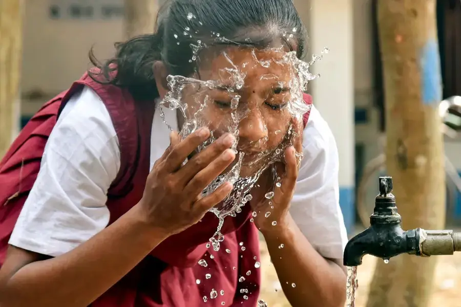 വേനൽച്ചൂട് കൂടുമ്പോൾ ആരോഗ്യത്തെയും ബാധിക്കുന്നു, ഹൃദയവും മസ്തിഷ്‌കവും അപകടത്തിൽ, സ്ട്രോക്കും ഭീഷണിയാവുന്നു
