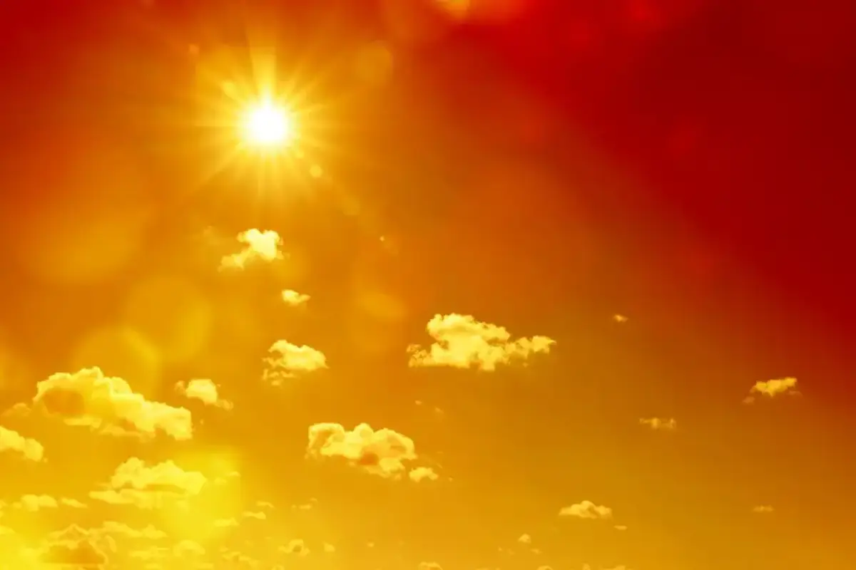Kerala UV Index Alert : വേനൽമഴ ലഭിച്ചിട്ടും അൾട്രാവയലറ്റ് കിരണങ്ങളുടെ ശക്തി കുറഞ്ഞിട്ടില്ലെന്ന് വിദഗ്ധർ