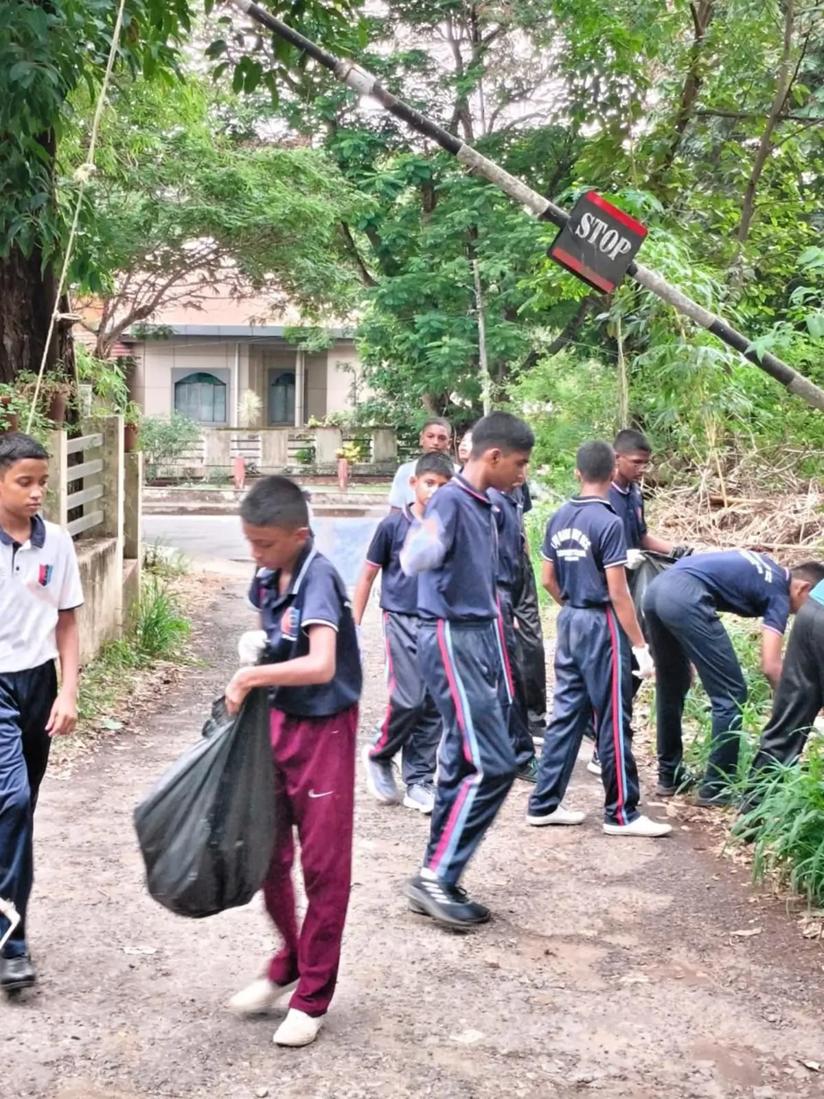 NCC Cadets Lead Plastic-Free Clean-Up Drive at CUSAT