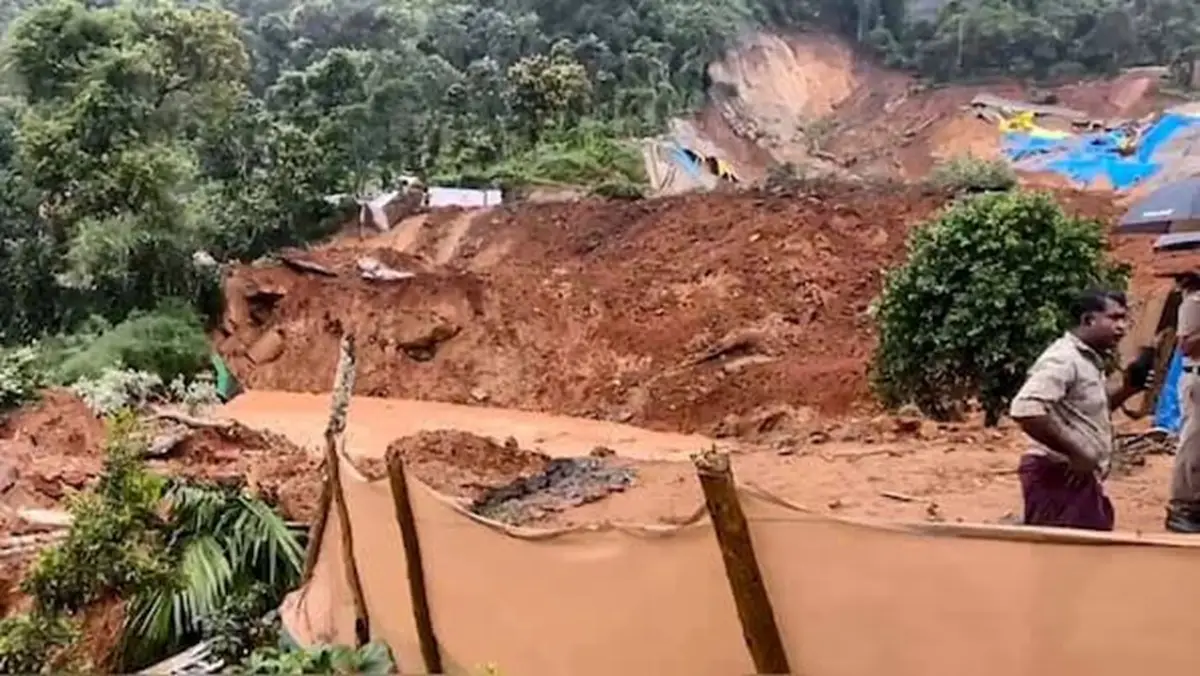 വയനാട് മണ്ണിടിച്ചിൽ ദുരന്തം; ‘ഇരകൾക്കൊപ്പമുണ്ടാകും’ നിർമാണം എല്ലാ മാനദണ്ഡങ്ങളും പാലിച്ചെന്ന് ഡിബിഎൽ