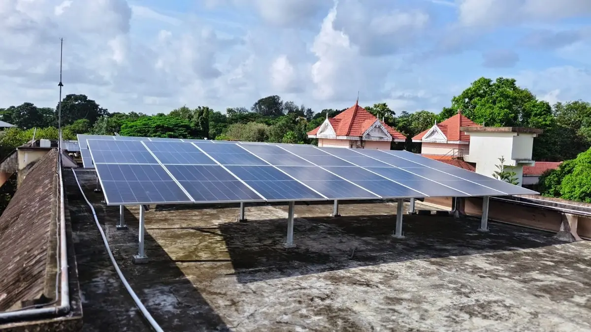 കുസാറ്റിൽ 50 കിലോവാട്ട് ഗ്രിഡ്-കണക്റ്റഡ് സോളാർ വൈദ്യുത നിലയത്തിന്റെ ഉദ്ഘാടനം ജൂലൈ 20-ന്