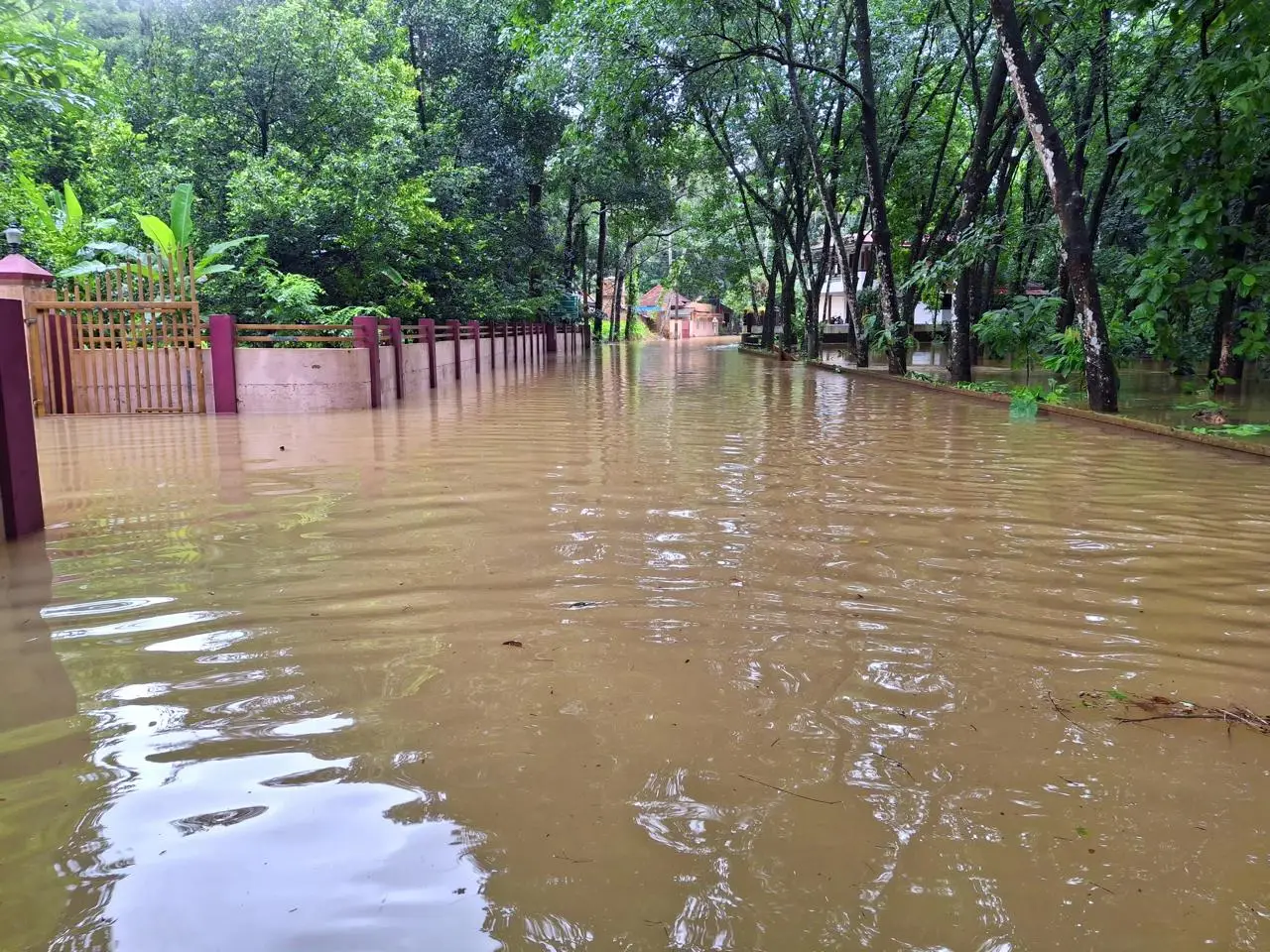 കനത്തമഴ മുന്നറിയിപ്പ്: ഇന്ന് കവചം സൈറൺ മുഴങ്ങും; പരിഭ്രാന്തരാകേണ്ടെന്ന് ദുരന്തനിവാരണ അതോറിറ്റി