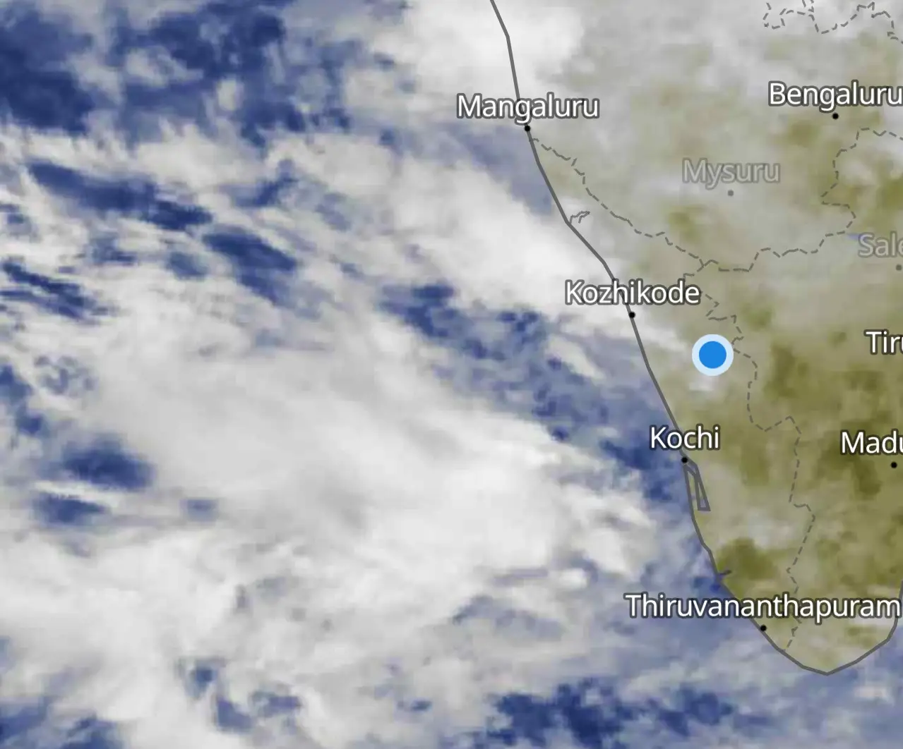 Live Update Kerala Weather : വടക്കൻ കേരളത്തിൽ കനത്ത മഴ തുടരുന്നു