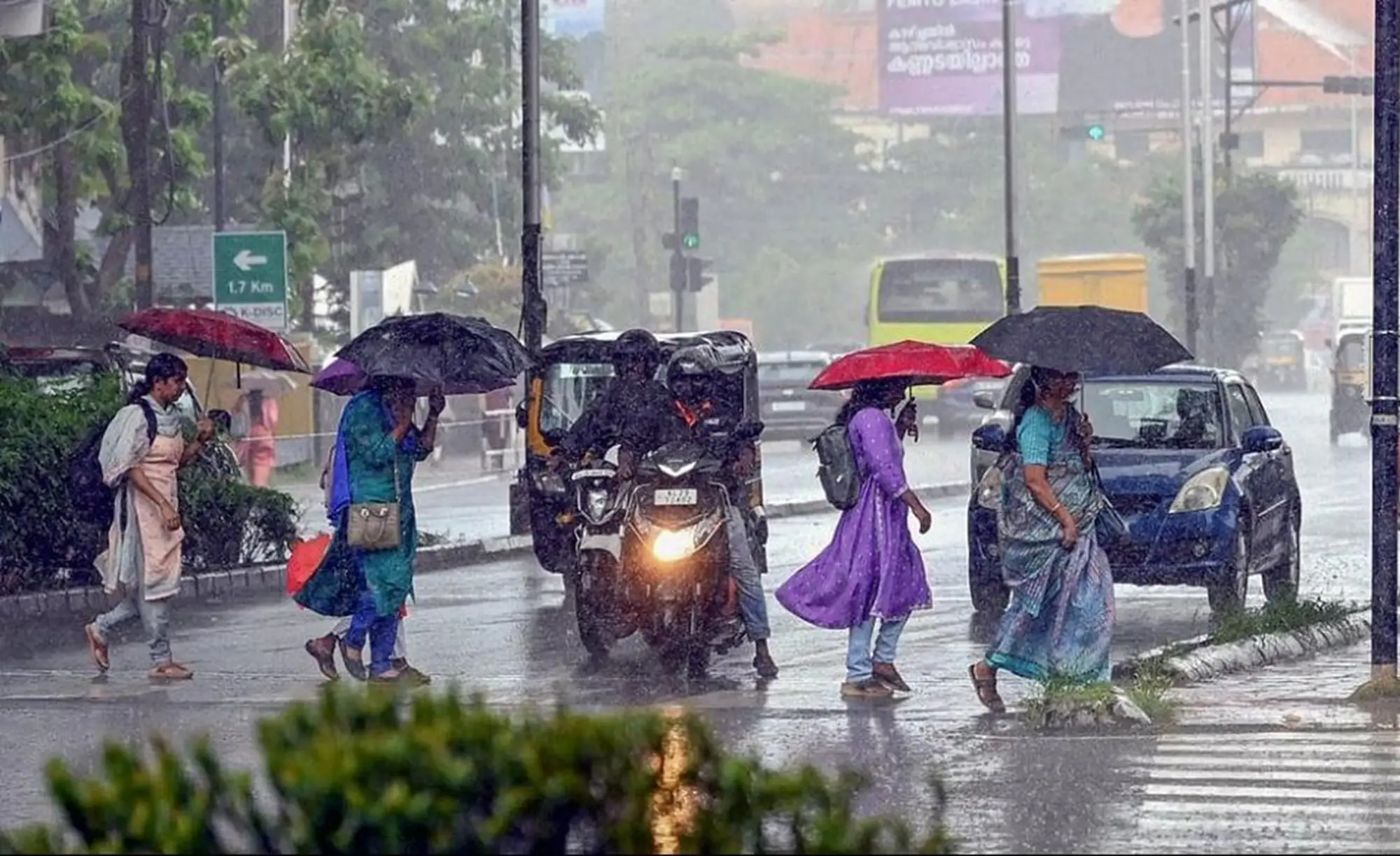 Kerala Weather 13/08/26 : ന്യൂനമർദ്ദം ഇന്ന് ശക്തിപ്പെട്ടേക്കും , കേരളത്തിൽ മഴ കൂടും